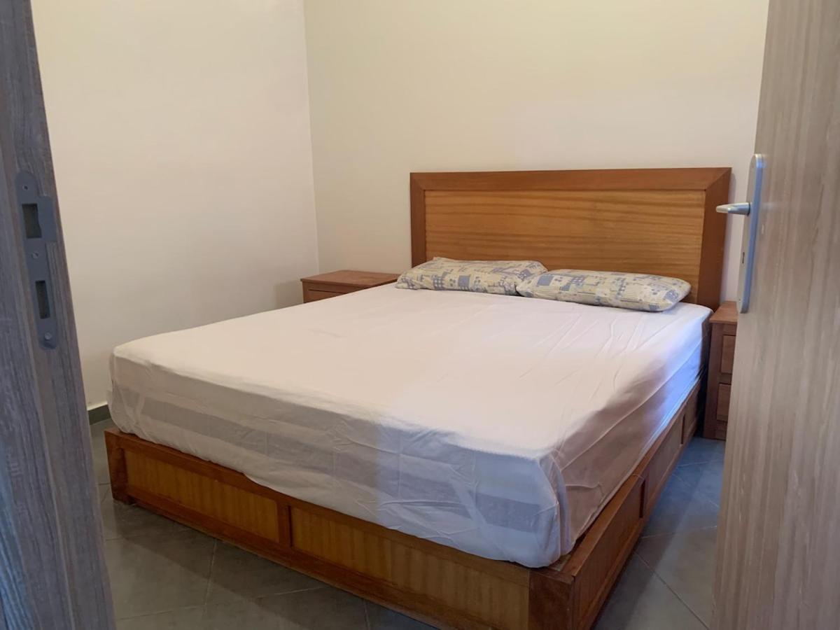 Spacious 15 Minutes From Aeroport Marrakech Juste Pour Les Familles Marrakesh